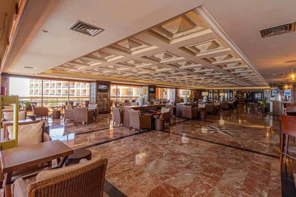 797 Holiday Rentals- Apartamento En Hotel Sunset Beach Frente Al Mar Бенальмадена Экстерьер фото