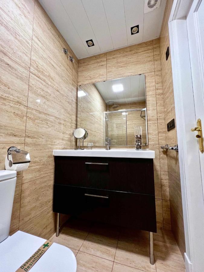 797 Holiday Rentals- Apartamento En Hotel Sunset Beach Frente Al Mar Бенальмадена Экстерьер фото