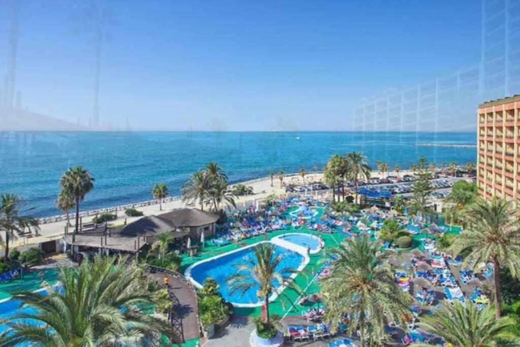 797 Holiday Rentals- Apartamento En Hotel Sunset Beach Frente Al Mar Бенальмадена Экстерьер фото